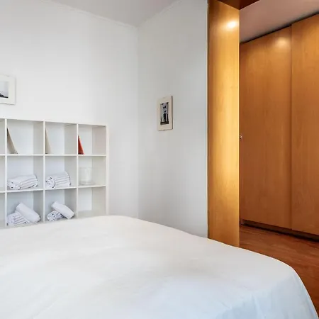 Heart Of Luxury With Terrace 아파트 *